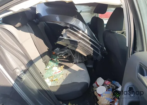 2017 Volkswagen Jetta S z USA, uszkodzony, nr VIN 3VW2B7AJ9HM292689